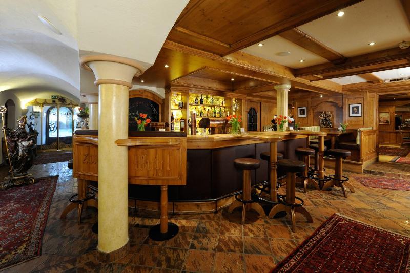 Hotel Bierwirt - Lobi