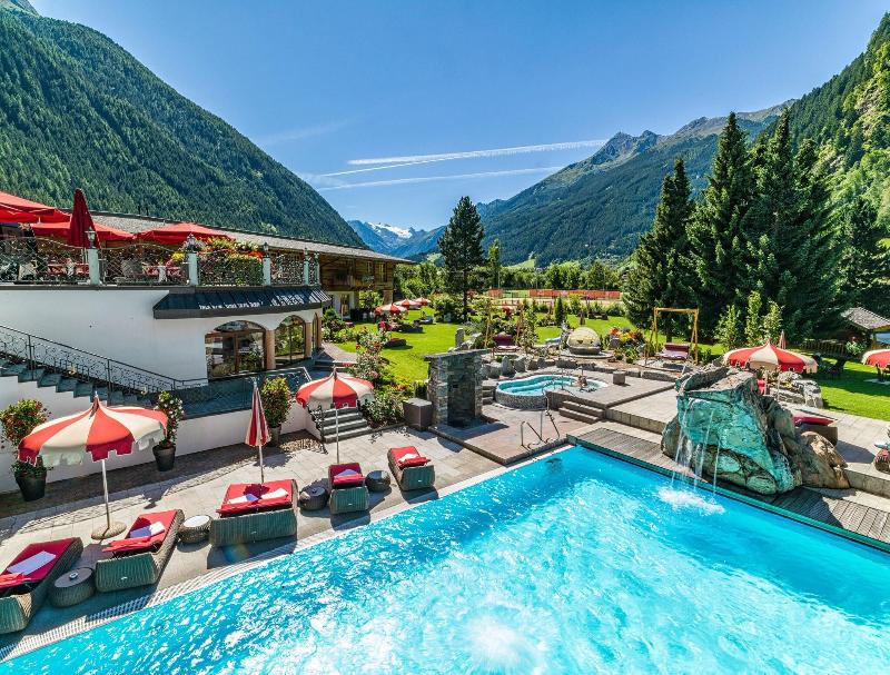Relais & Chateaux Spa Hotel Jagdhof - Havuz