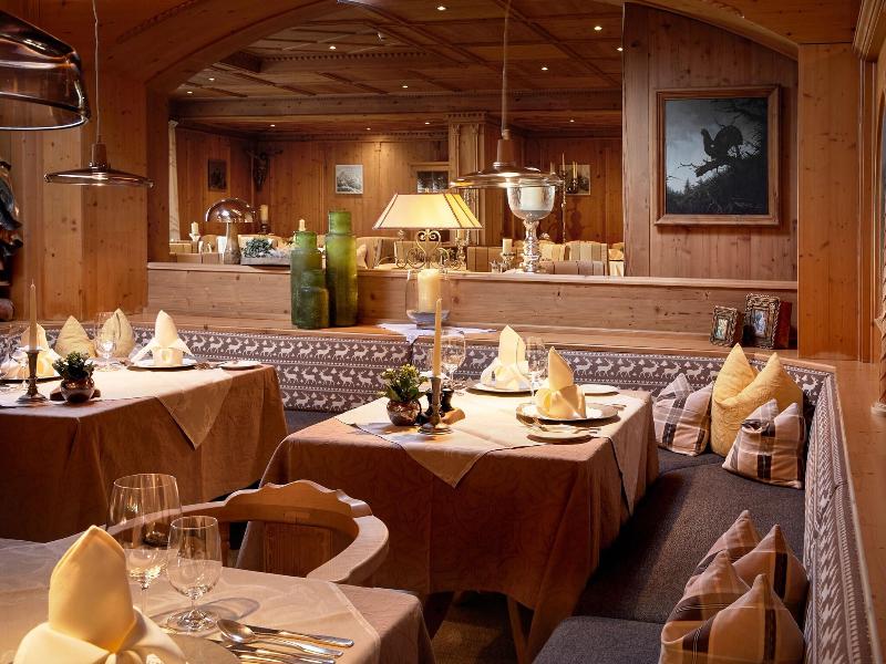 Relais & Chateaux Spa Hotel Jagdhof - Restoran