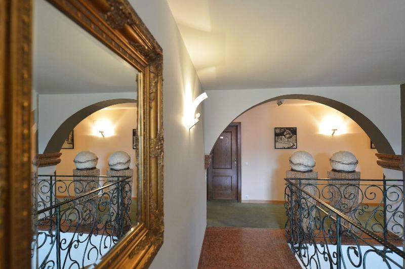 Hotel-Restaurant Kaiserhof - Lobi