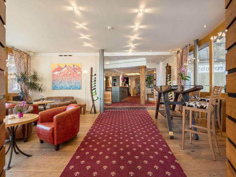 Schweizerhaus Swiss Quality Hotel - Lobi