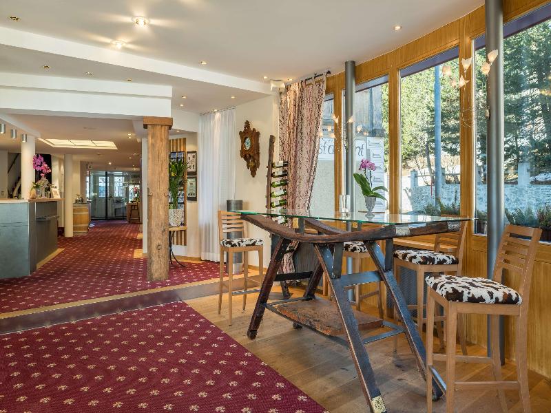 Schweizerhaus Swiss Quality Hotel - Lobi
