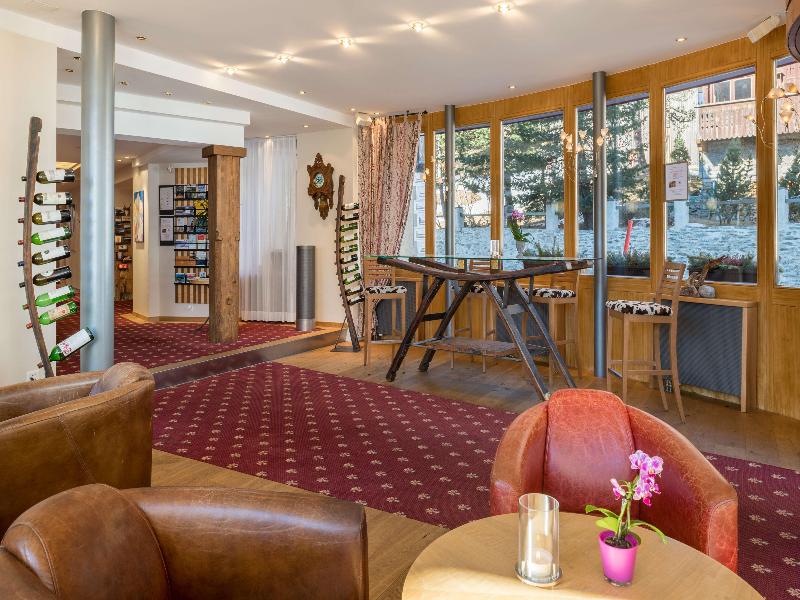 Schweizerhaus Swiss Quality Hotel - Lobi