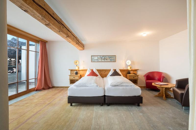 Schweizerhaus Swiss Quality Hotel - Oda