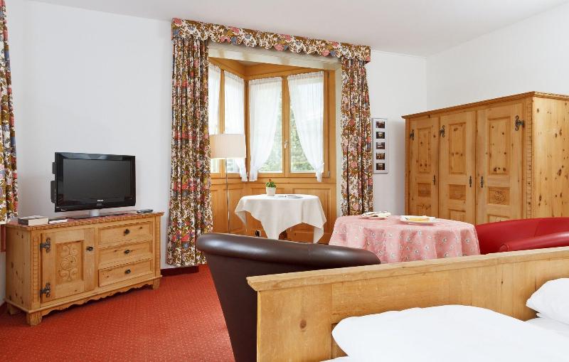 Schweizerhaus Swiss Quality Hotel - Oda