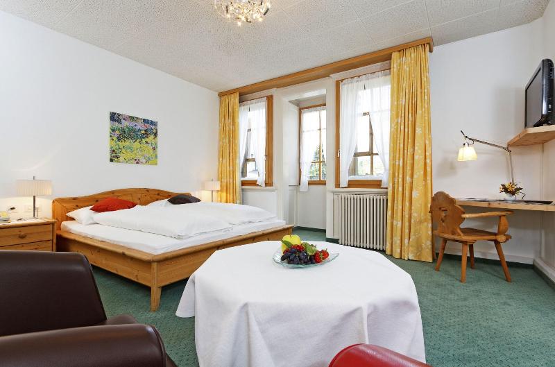 Schweizerhaus Swiss Quality Hotel - Oda
