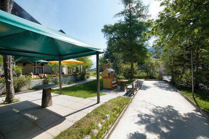 Schweizerhaus Swiss Quality Hotel - Teras