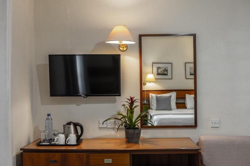 Forest Park Hotel - Oda