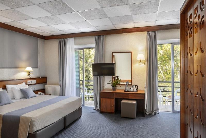 Forest Park Hotel - Oda