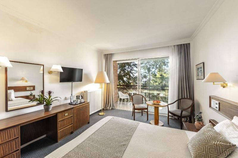 Forest Park Hotel - Oda