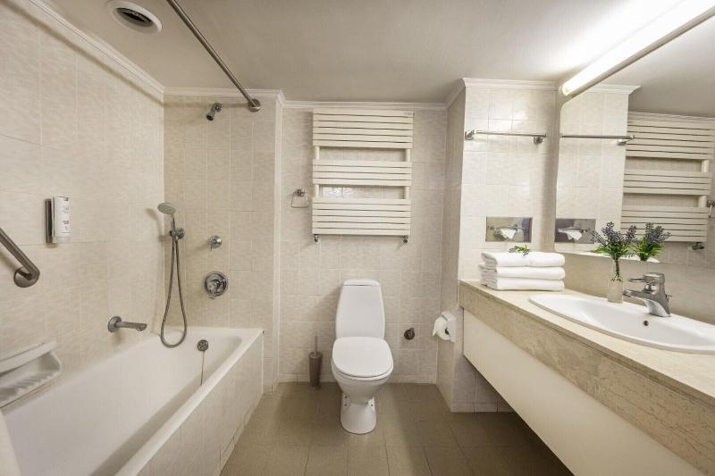 Forest Park Hotel - Oda