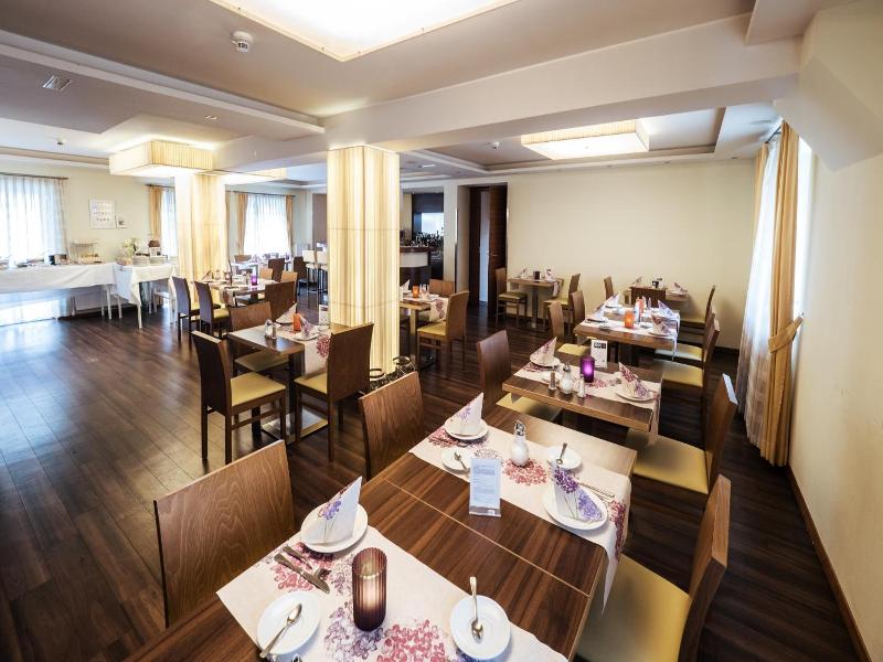 Hotel Guter Hirte - Genel