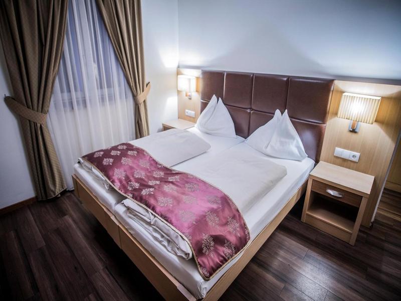 Hotel Guter Hirte - Genel