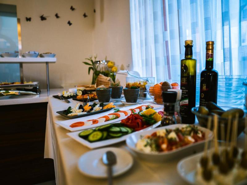 Hotel Guter Hirte - Genel