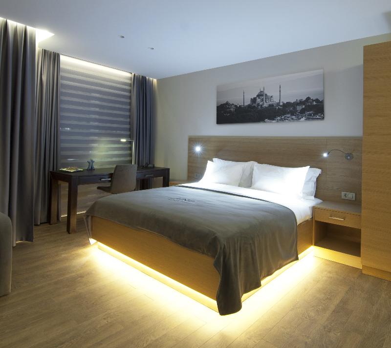 Endless Suites Hotel - Oda