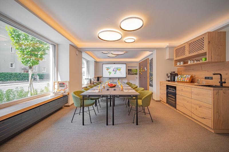 Das Grüne Hotel zur Post - Toplantı