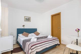 Peruzovic Rooms & Apartments