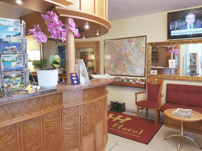 Hotel Pension Haydn - Lobi