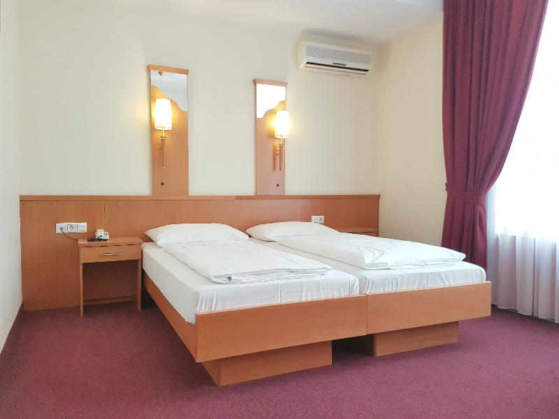 Hotel Pension Haydn - Oda