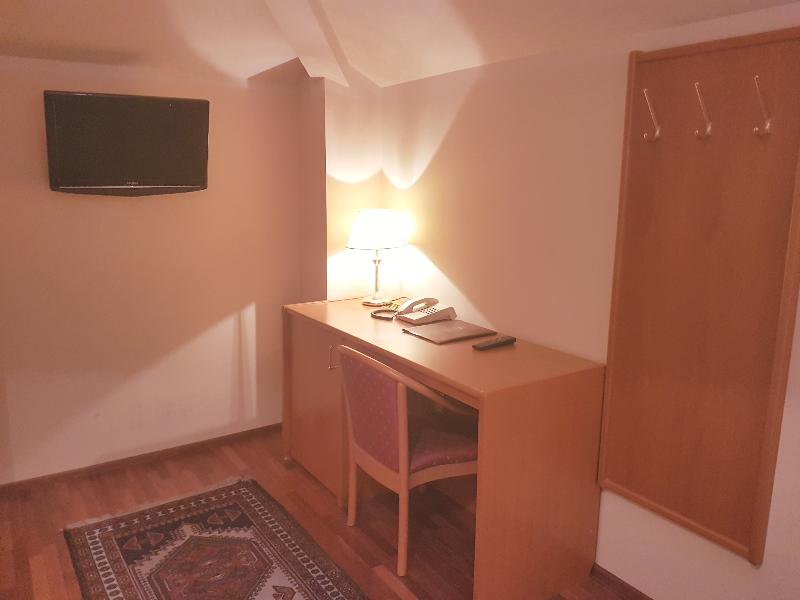 Hotel Pension Haydn - Oda