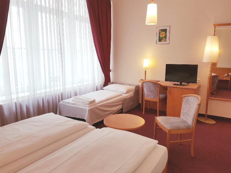 Hotel Pension Haydn - Oda
