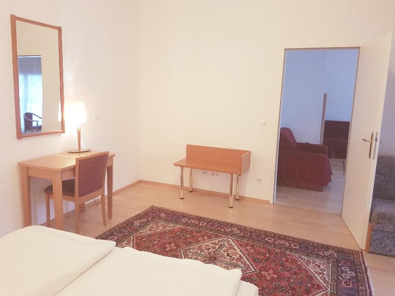 Hotel Pension Haydn - Oda