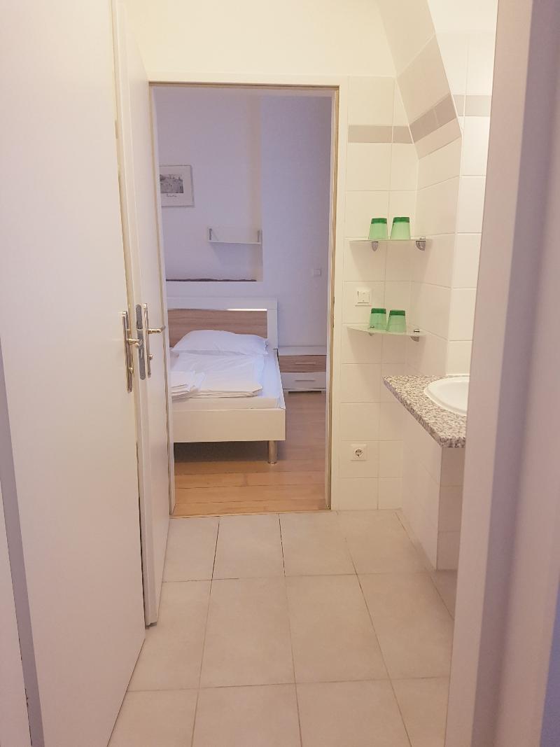 Hotel Pension Haydn - Oda