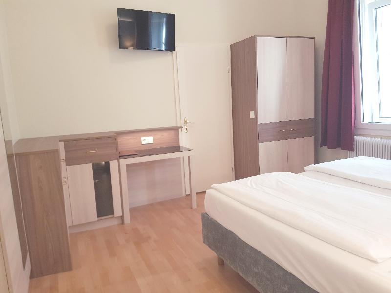 Hotel Pension Haydn - Oda