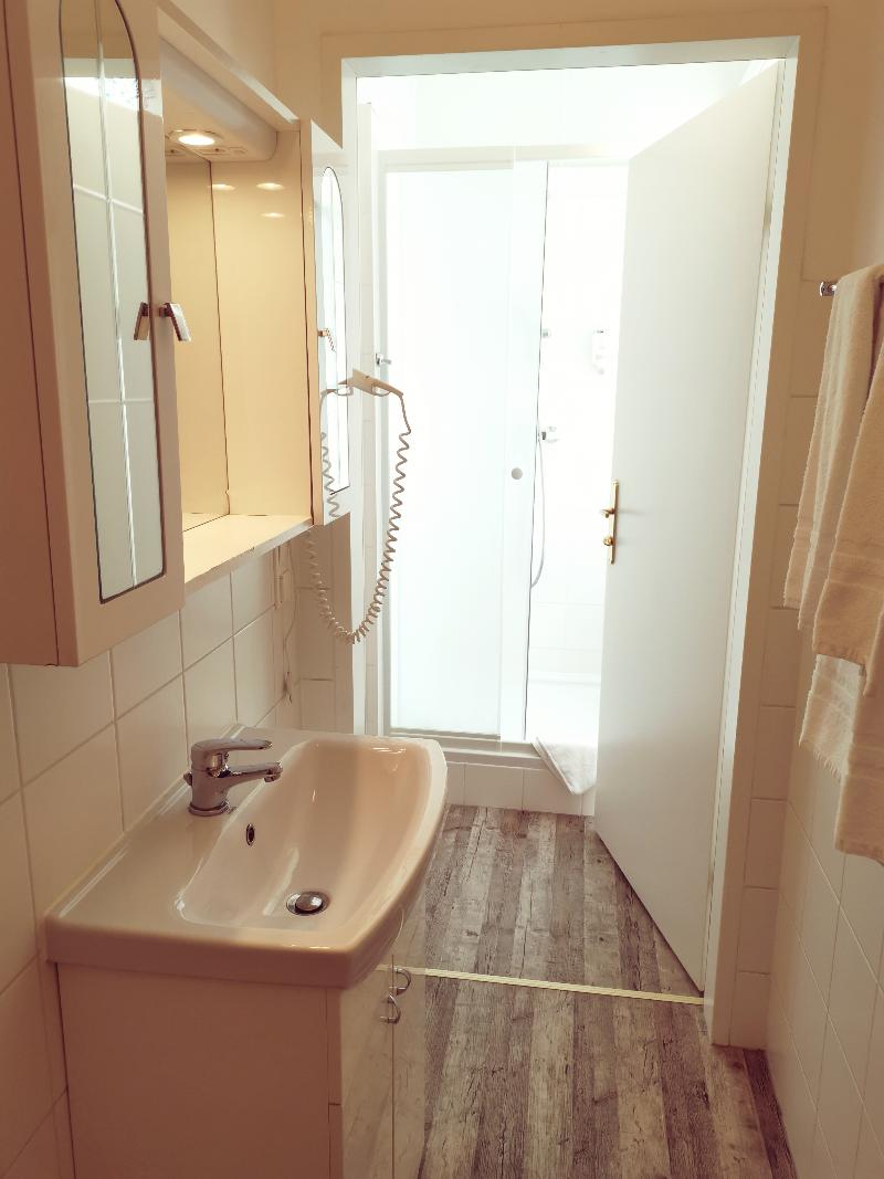 Hotel Pension Haydn - Oda