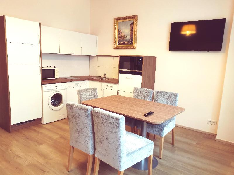 Hotel Pension Haydn - Oda