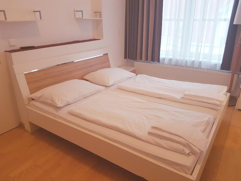 Hotel Pension Haydn - Oda