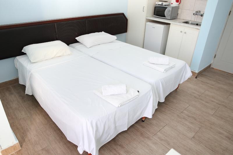 Antonis G Hotel - Oda