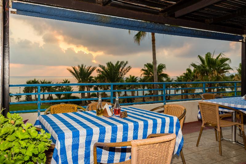Helios Bay Hotel Apts & Villas - Bar