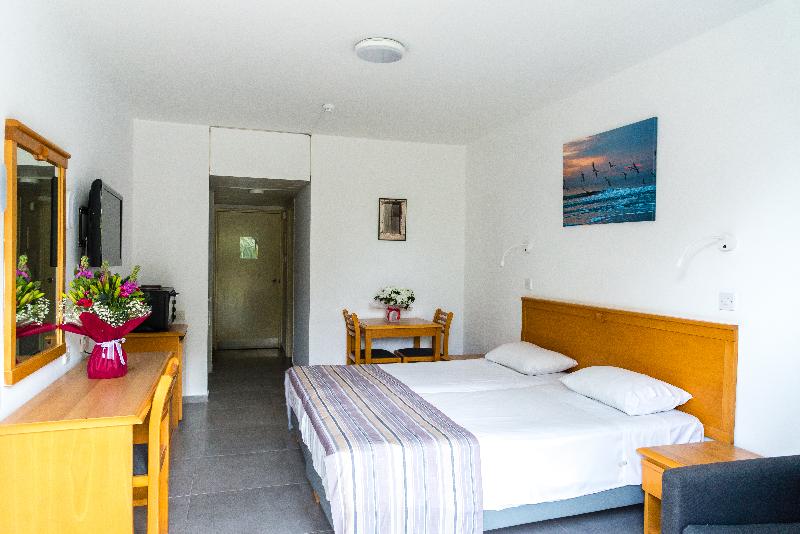 Helios Bay Hotel Apts & Villas - Oda