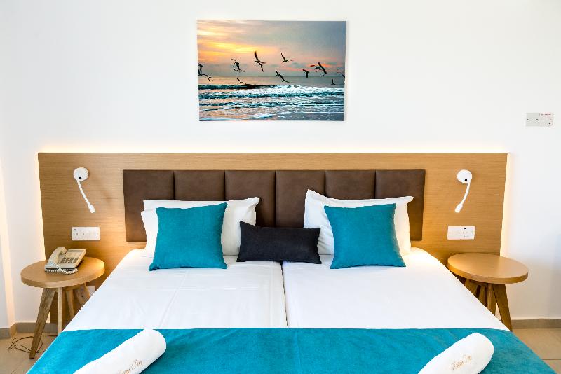 Helios Bay Hotel Apts & Villas - Oda