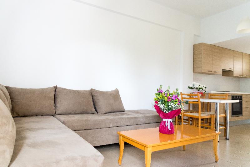 Helios Bay Hotel Apts & Villas - Oda