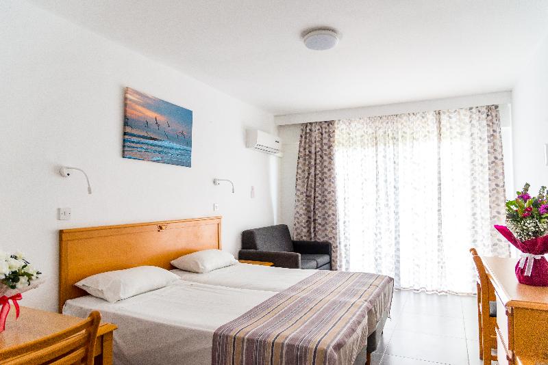 Helios Bay Hotel Apts & Villas - Oda