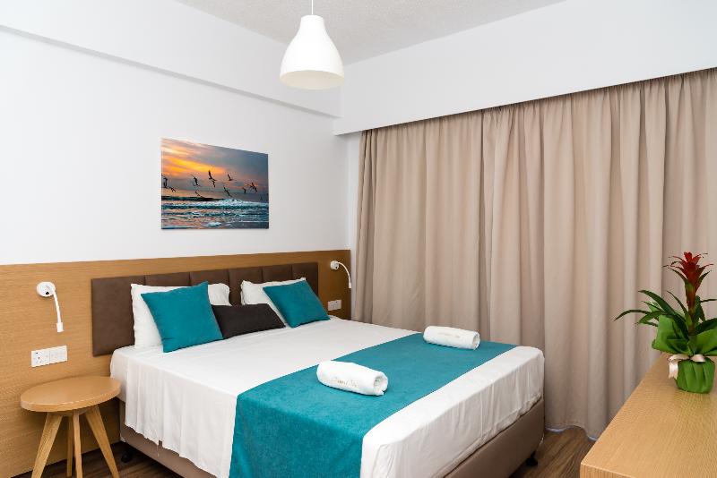 Helios Bay Hotel Apts & Villas - Oda