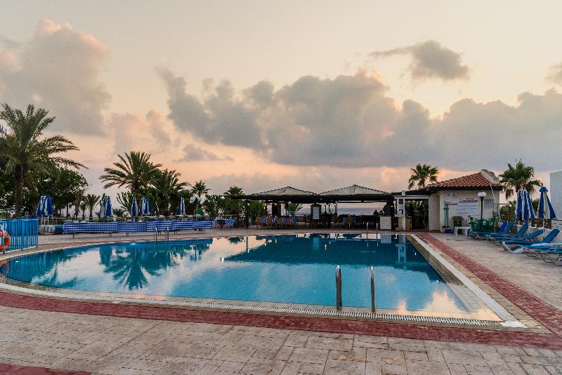 Helios Bay Hotel Apts & Villas - Havuz