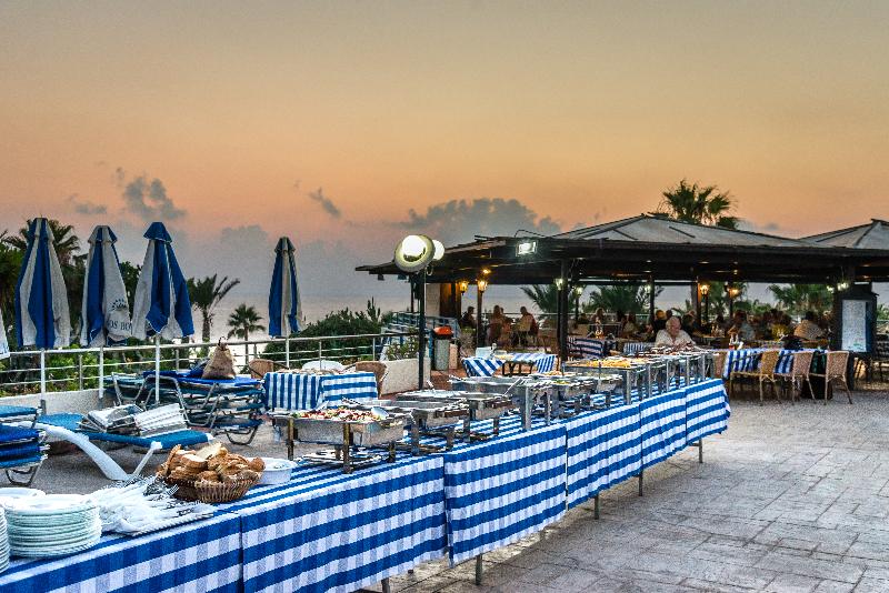 Helios Bay Hotel Apts & Villas - Teras