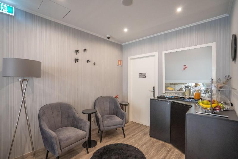 Dinya Lisbon Hotel & Lounge Bar - Lobi