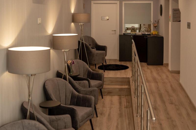 Dinya Lisbon Hotel & Lounge Bar - Lobi