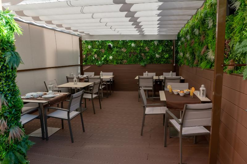 Dinya Lisbon Hotel & Lounge Bar - Teras