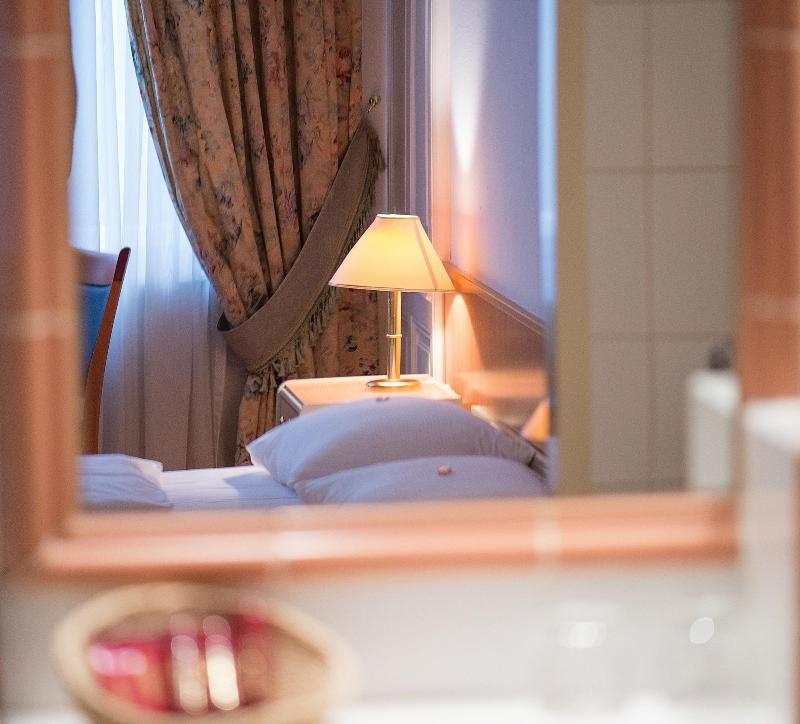 Hotel Marc Aurel - Oda