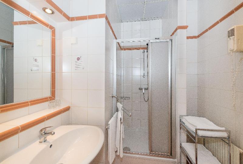 Hotel Marc Aurel - Oda
