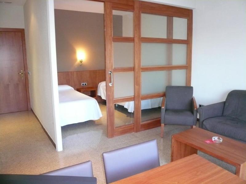 Apartamentos Can Fisa - Genel