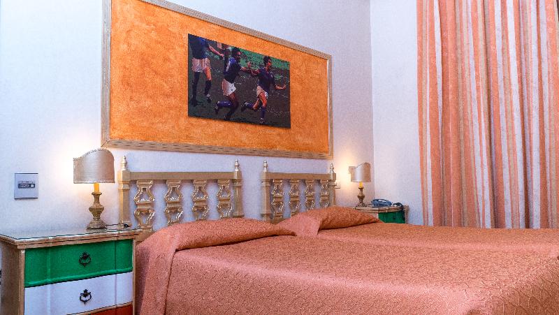 Admiral Hotel - Genel