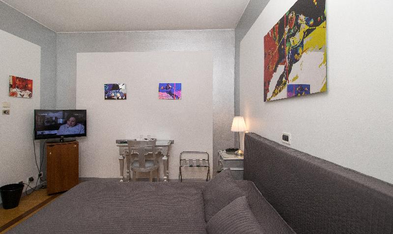 Admiral Hotel - Genel