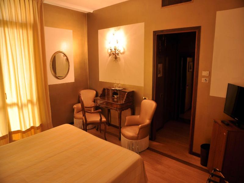 Admiral Hotel - Oda