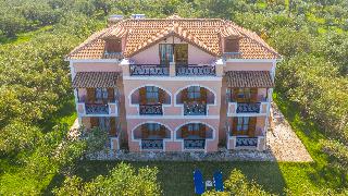 Kavos Psarou Studios And Apartments